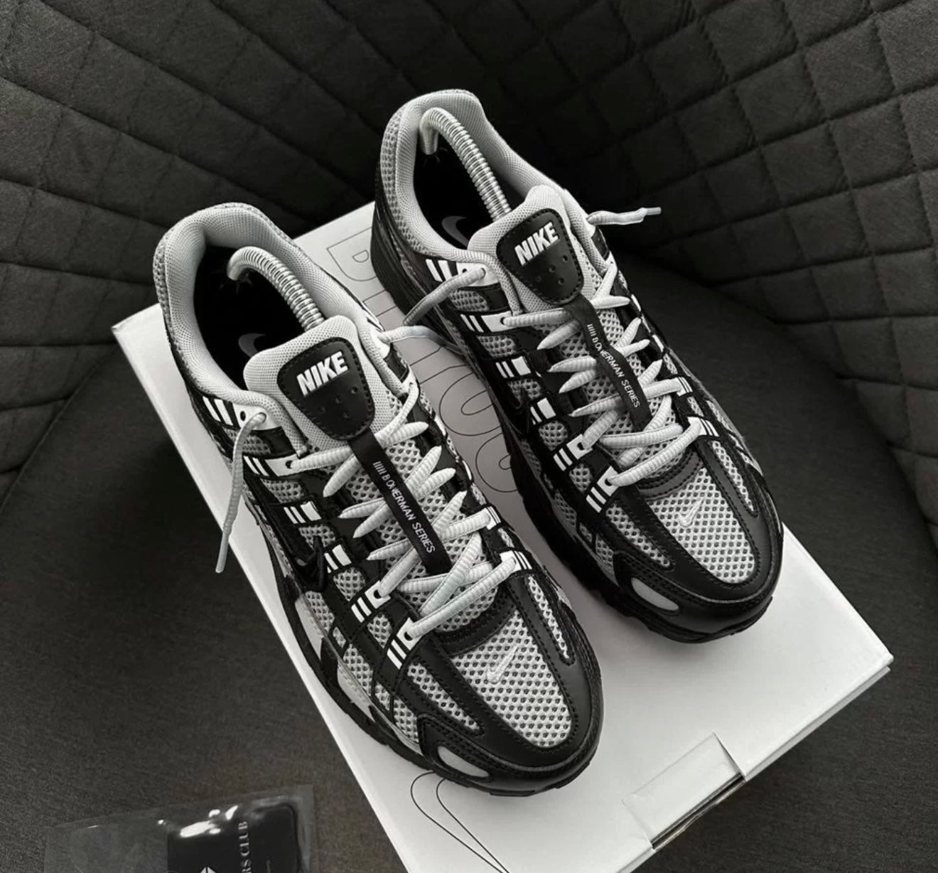 NIKE p6000