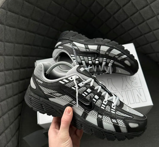 NIKE p6000